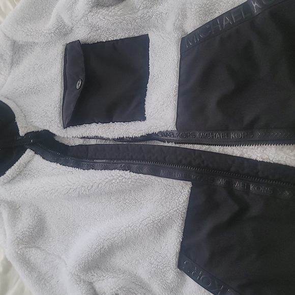 michael kors amazingly comfortable jacket - Picture 3 of 4